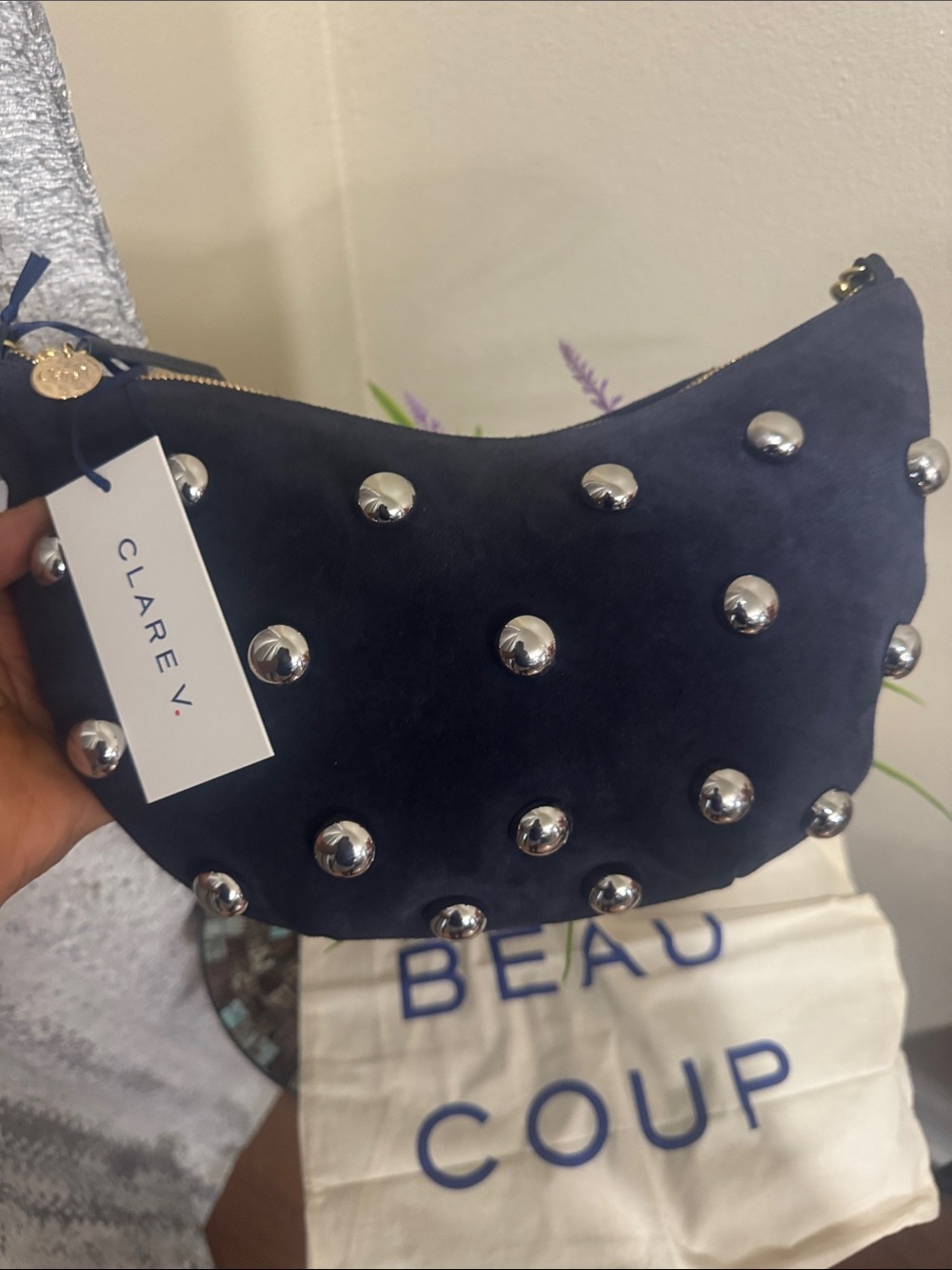 Clare . V Lune Shoulder Bag
Clare V. - Picture 9 of 17
